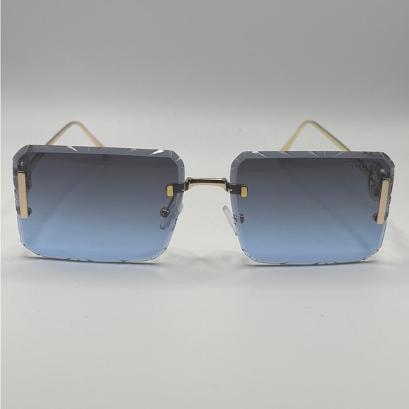 Pre-Owned Gucci Blue Gradient Sunglasses with Gold Accents T7533 - Picture 1 of 9